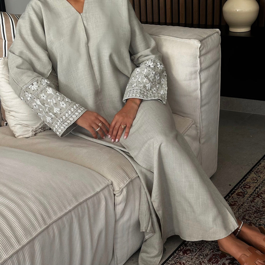 CREAM LIN BRODÉE ABAYA