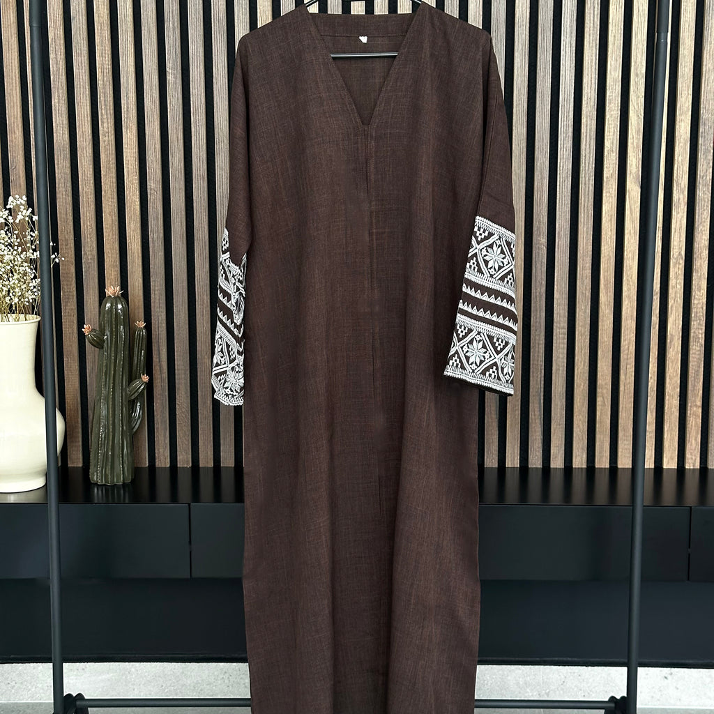 CHOCOLATE LIN BRODÉE ABAYA